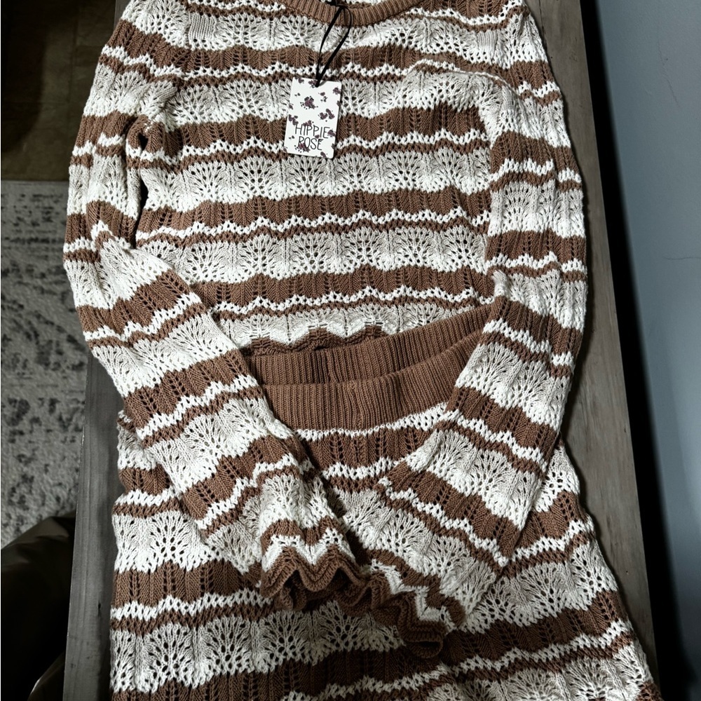 Hippie Rose Brown and Cream Knit Top - Picture 2 of 10
